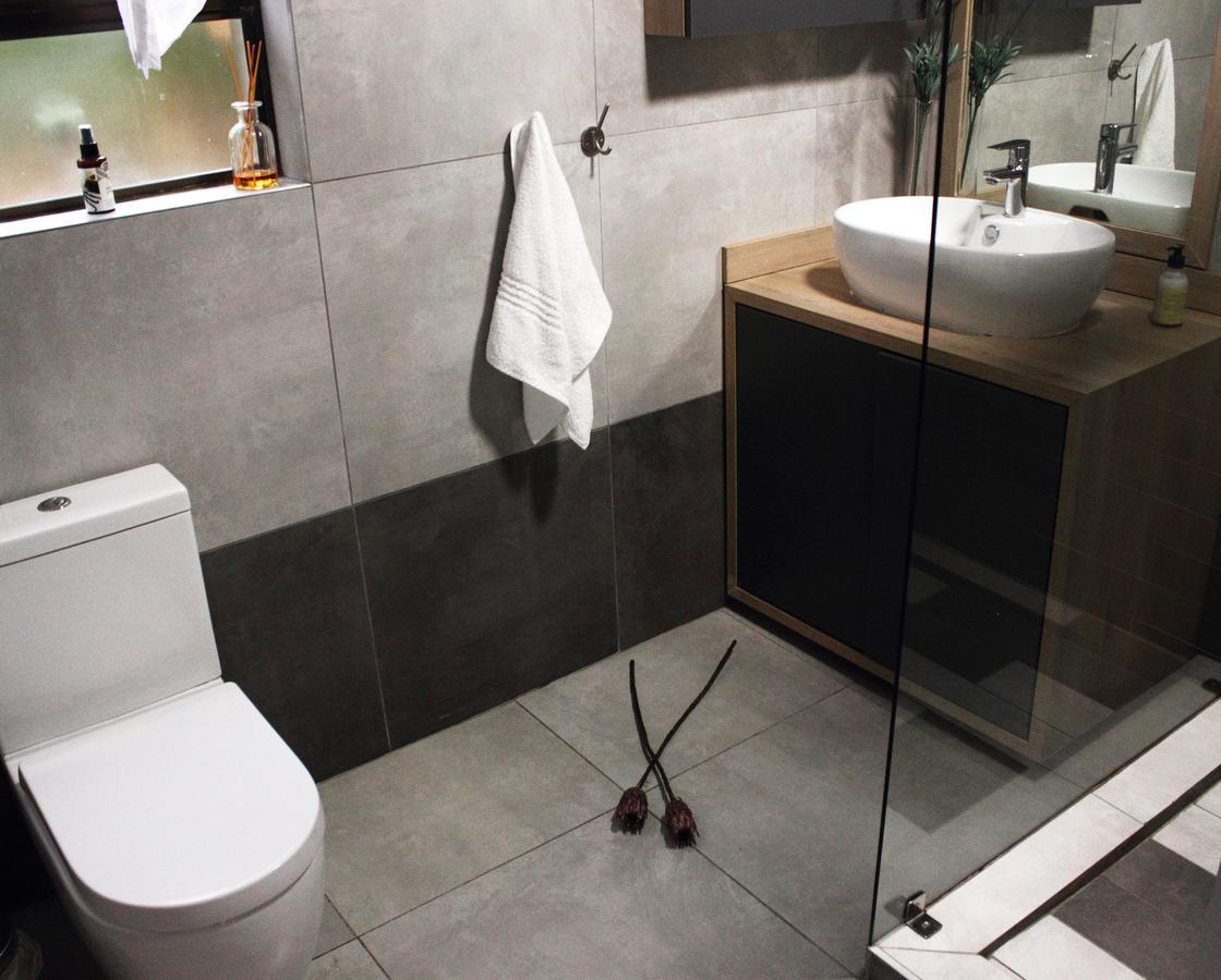 Koru Guesthouse Претория Экстерьер фото
